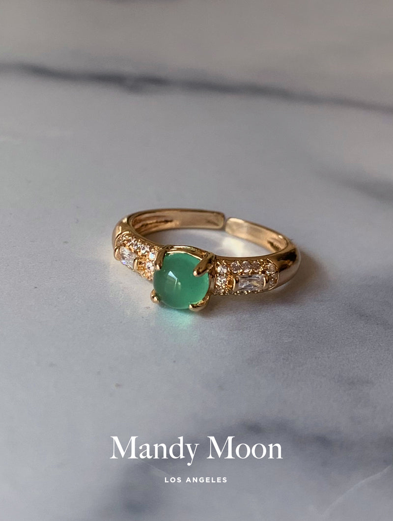 Green Dainty Stone Ring