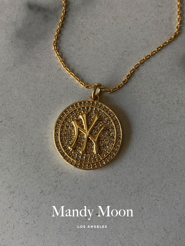 NYC Circle Pendant Necklace