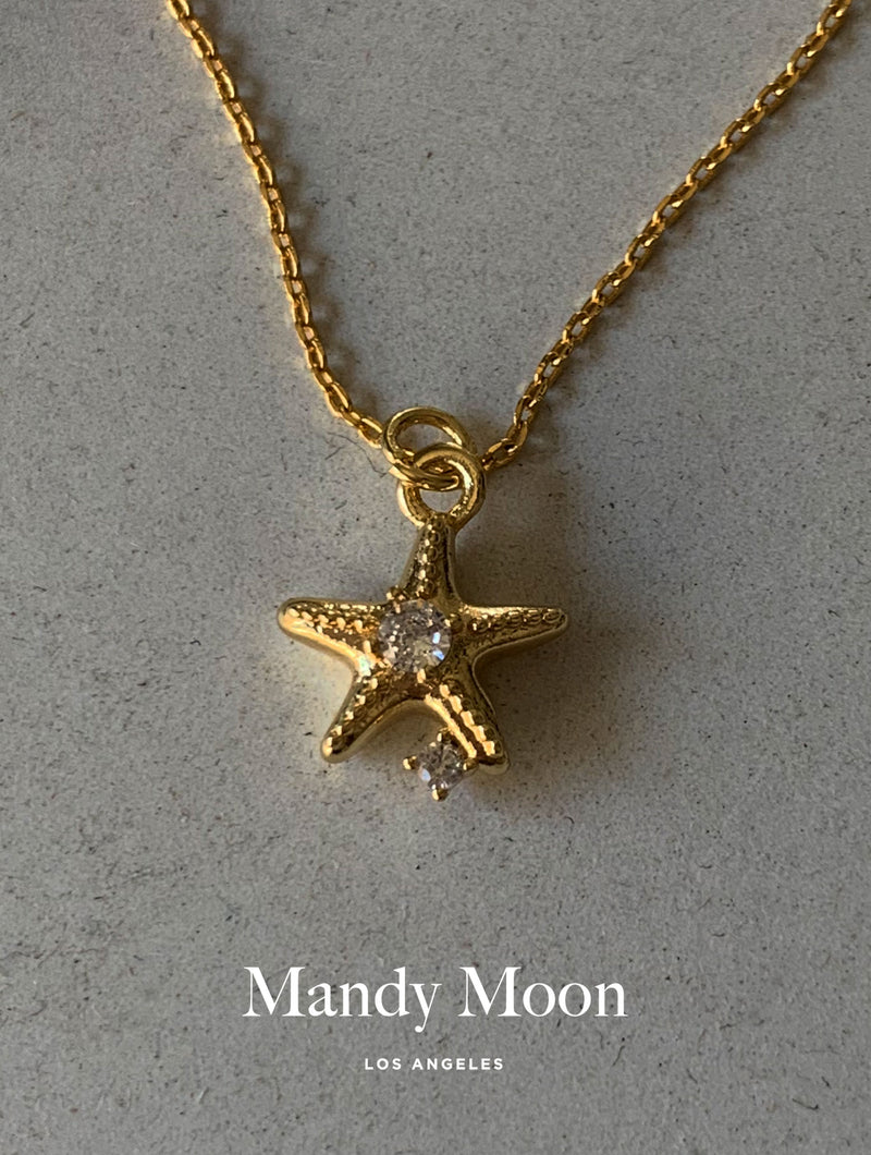 Tiny Diamond Starfish Necklace