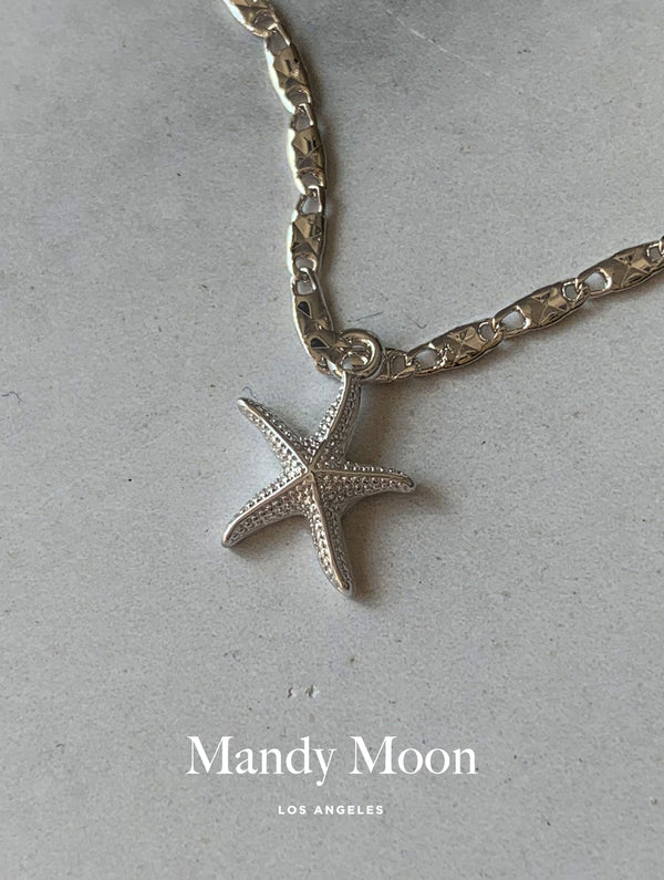 Tiny Starfish Necklace - Silver