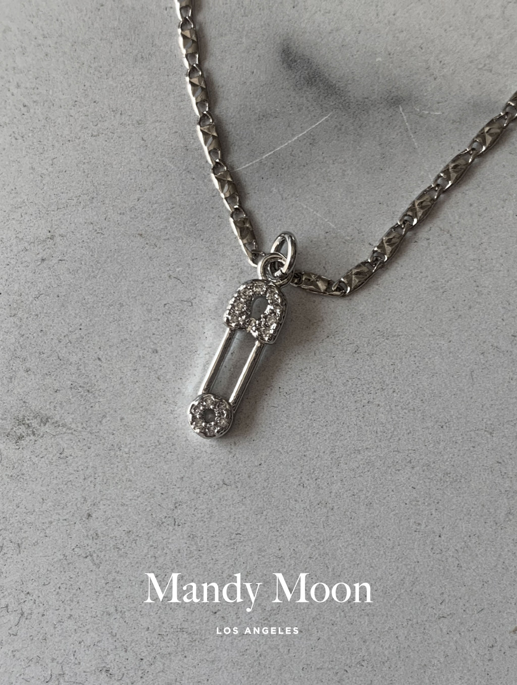 Dainty Safety Pin Necklace - Silver – MM