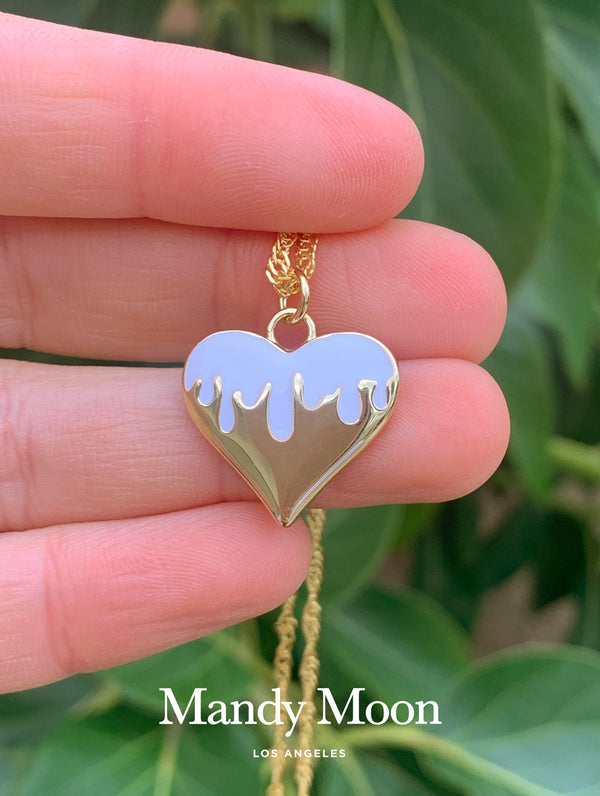 White Heart Drip Necklace