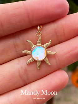 Mood Aura Sun Necklace